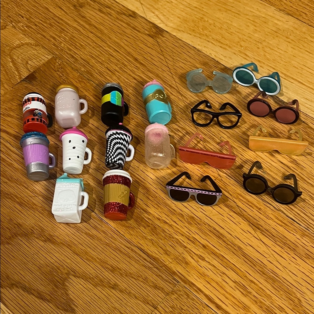 LOL Dolls - bottles and glasses